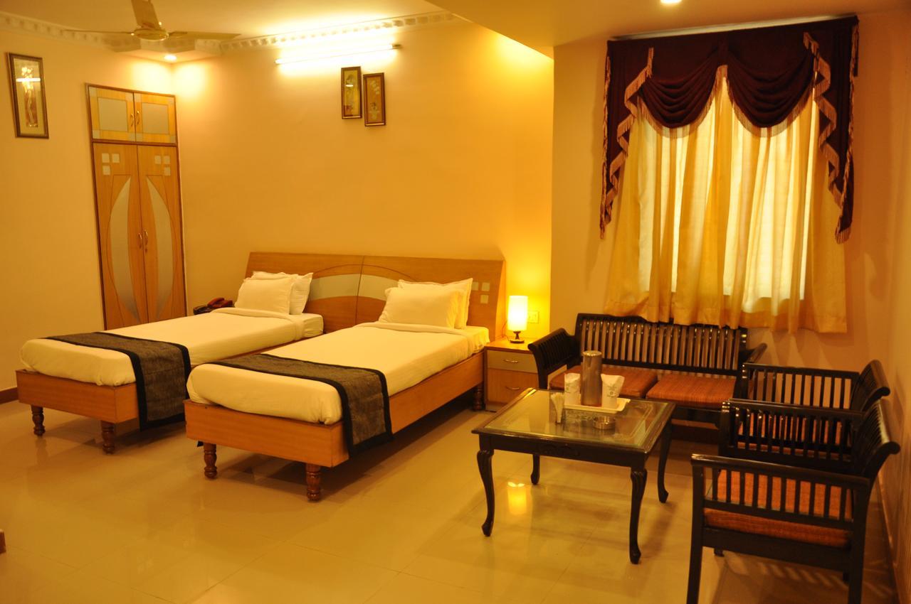 ראנצ'י Hotel Kuber Palace מראה חיצוני תמונה